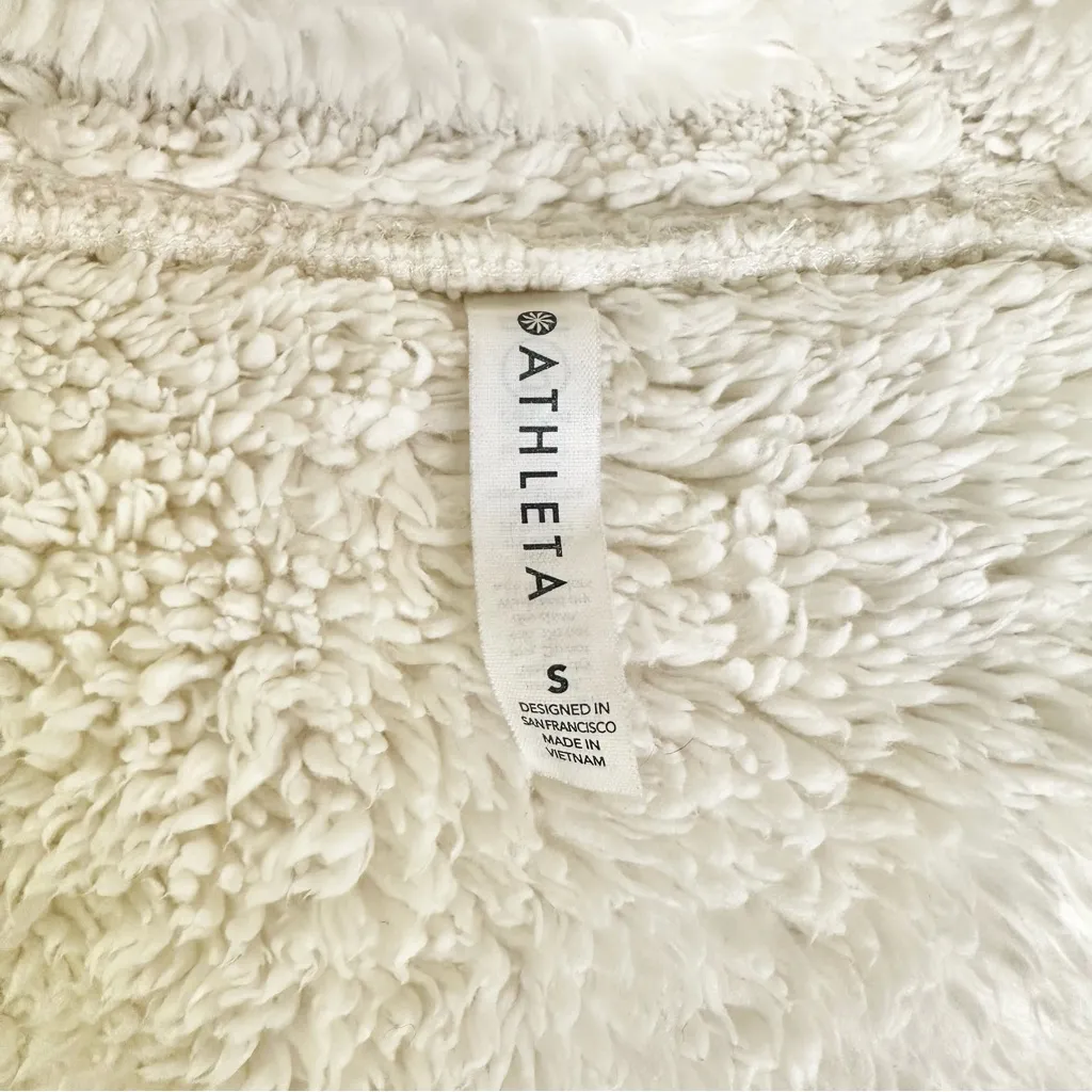 Athleta Reversible Sherpa Sea Salt Soft White Hoodie Sweatshirt Cozy Warm Hood - Image 7
