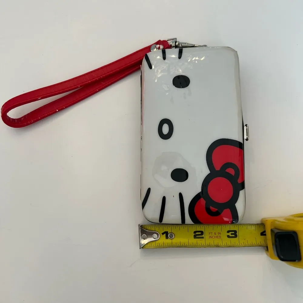 Hello Kitty Wallet Smart Phone Tech Case Wristlet Sanrio 2013 - Image 5