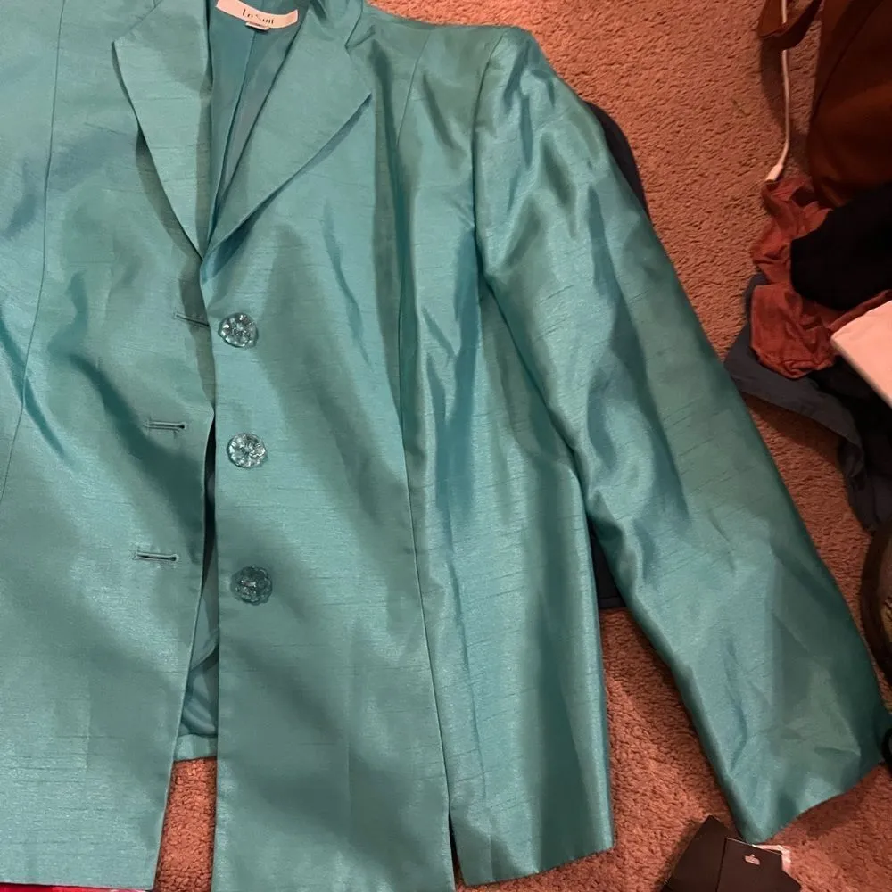 NWT le suit blazer 14 - Image 4