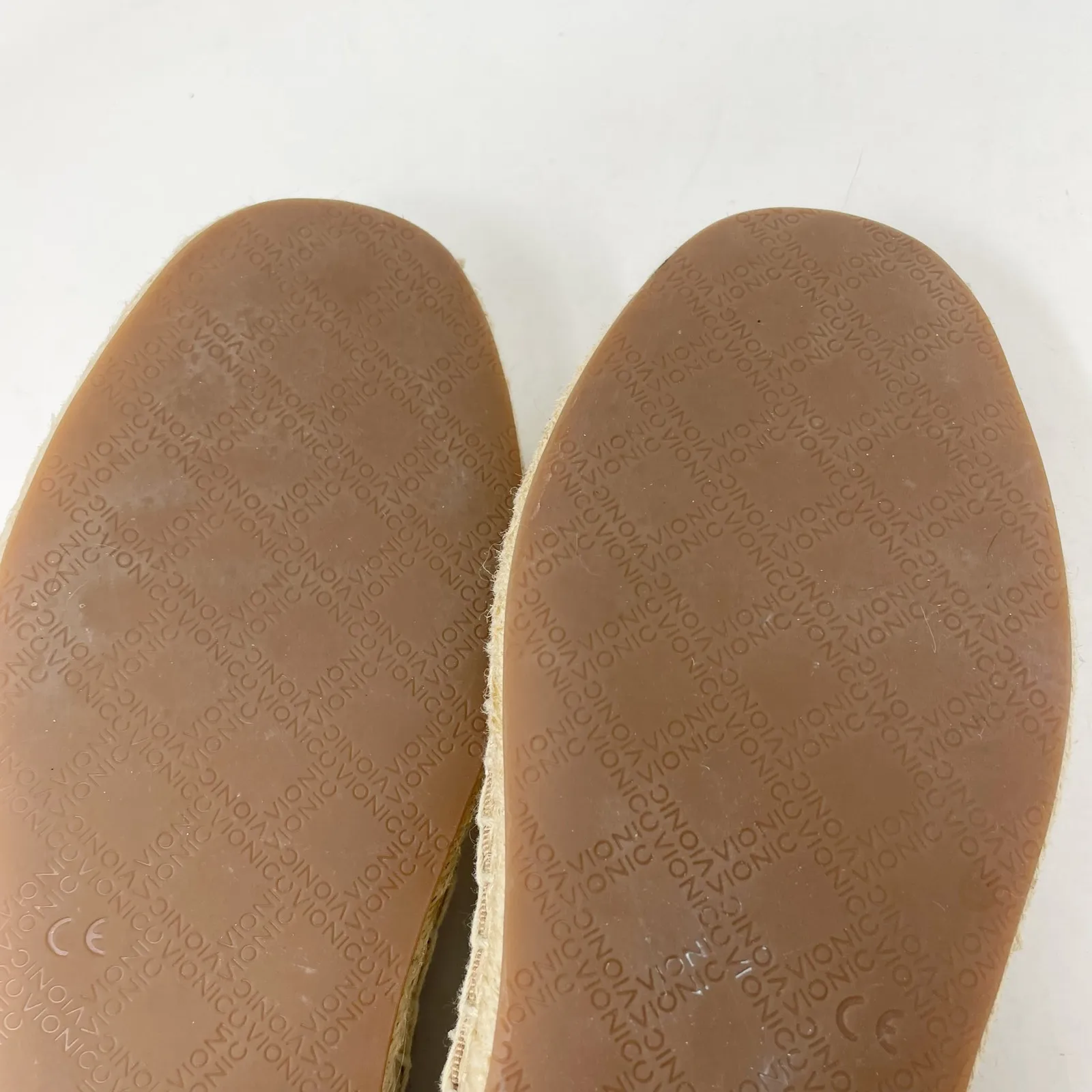 Vionic Valeri Stretch Knit Espadrilles Shoes Flats Tan White Coastal Preppy 7.5 - Image 11