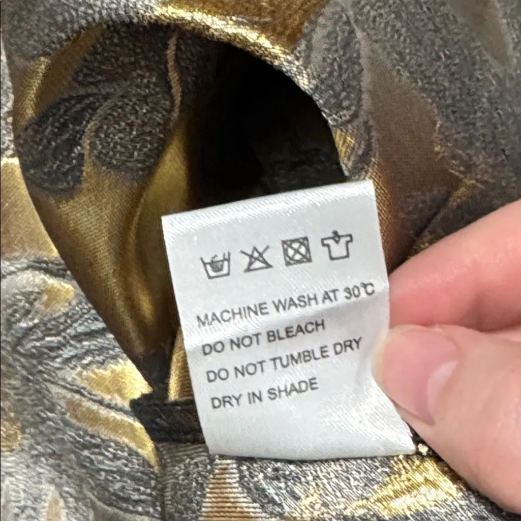 Chicwish Black  Golden Bouquets Jacquard A-Line Flowing Midi Skirt size XL - Image 14