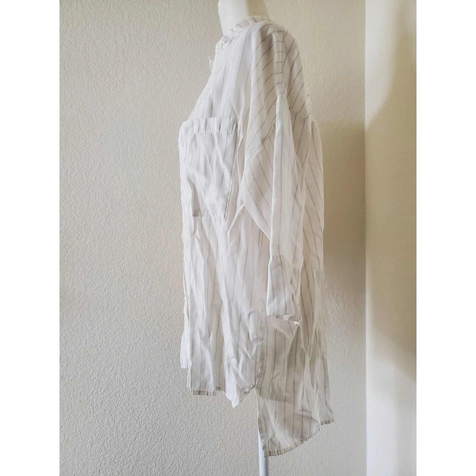 STRADIVARIUS Shirt Women Small White Striped 3/4 Sleeve Button High-Low - Image 6