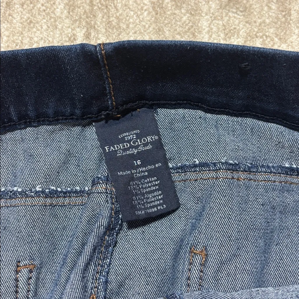 Women's 16 stretch pull on jeans real denim straight leg dark wash - Image 5