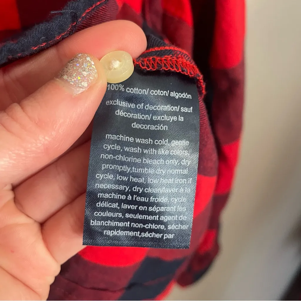 Tommy Hilfiger Cotton Flannel Button down navy and red checkered - Image 7