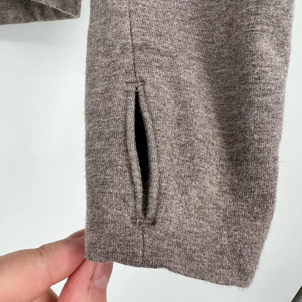 Athleta Idyllwild Sweatshirt Cropped Crew Neck Thumb Holes Taupe Brown sz small - Image 5