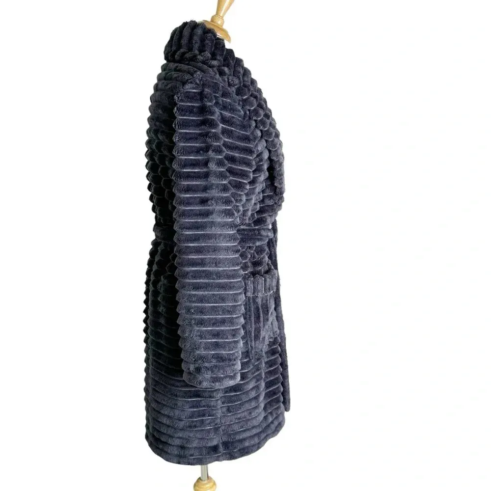 Anthropologie Mariposa Faux Fur Ribbed Wrap Belted Robe Dark Gray Size XS/S - Image 6