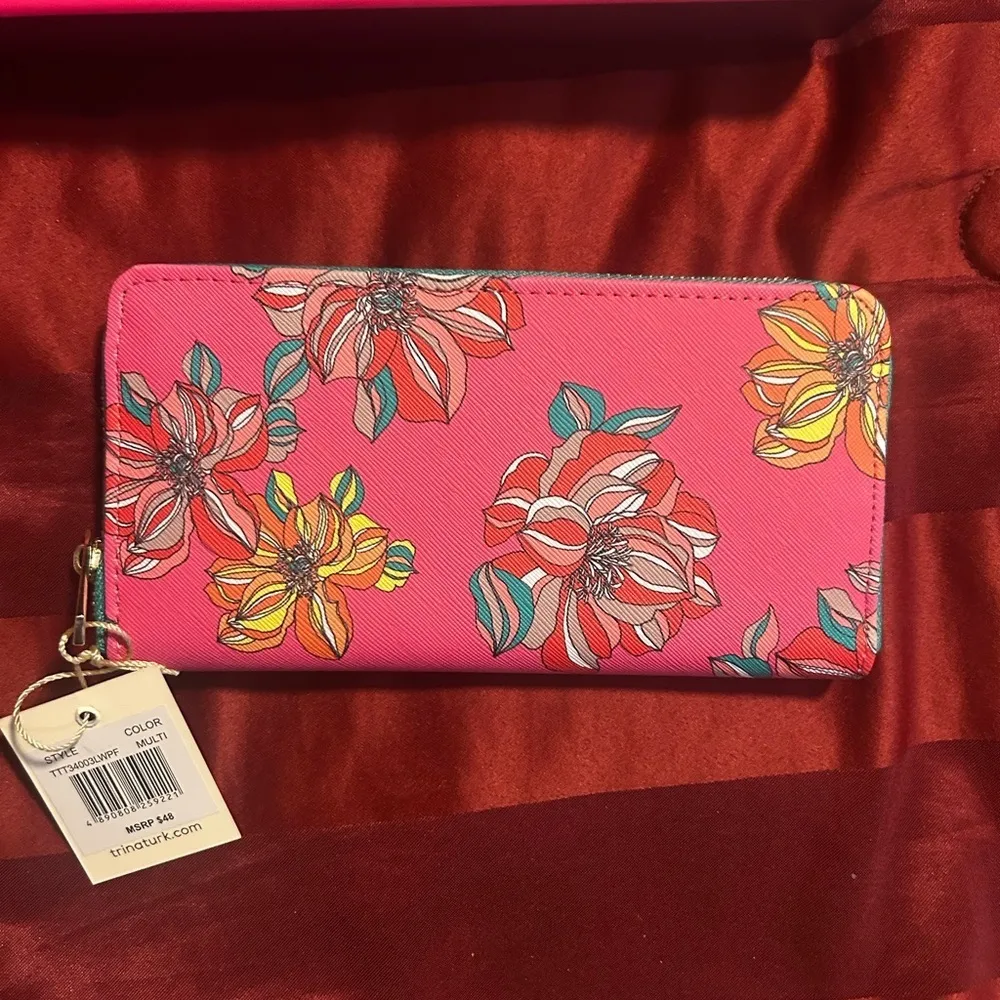 Trina Turk Pink Wallet with Floral Design - Image 4