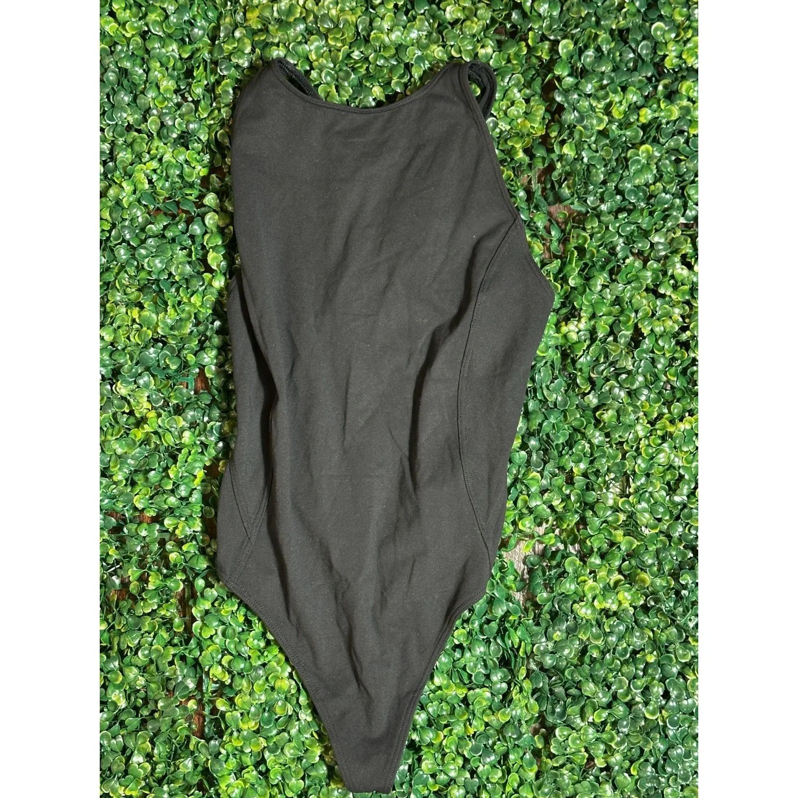 Aritzia TNAction TnaBUTTER™ Finesse Bodysuit Size XS - Image 4