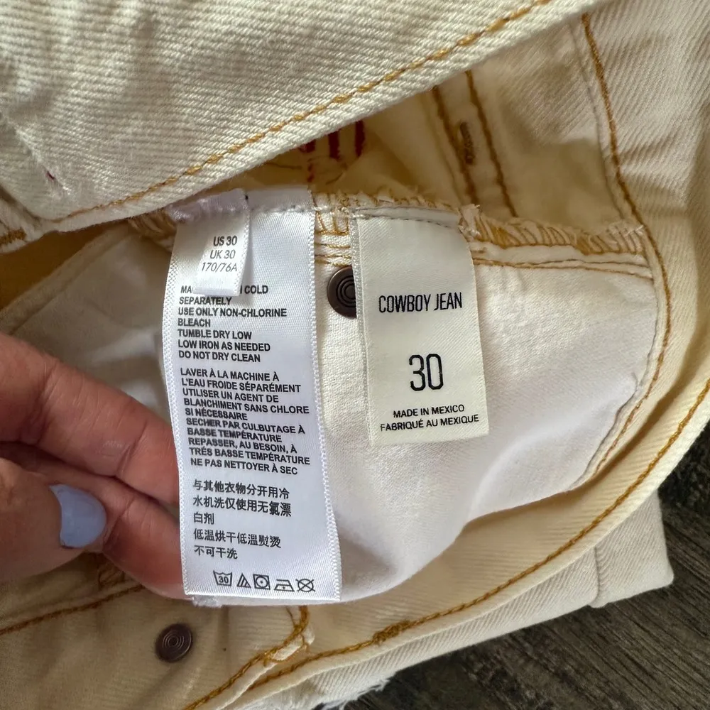 BDG Urban Outfitters Cowboy Distressed Jeans Raw Hem Cream Denim Womens  Size 30 - Image 8