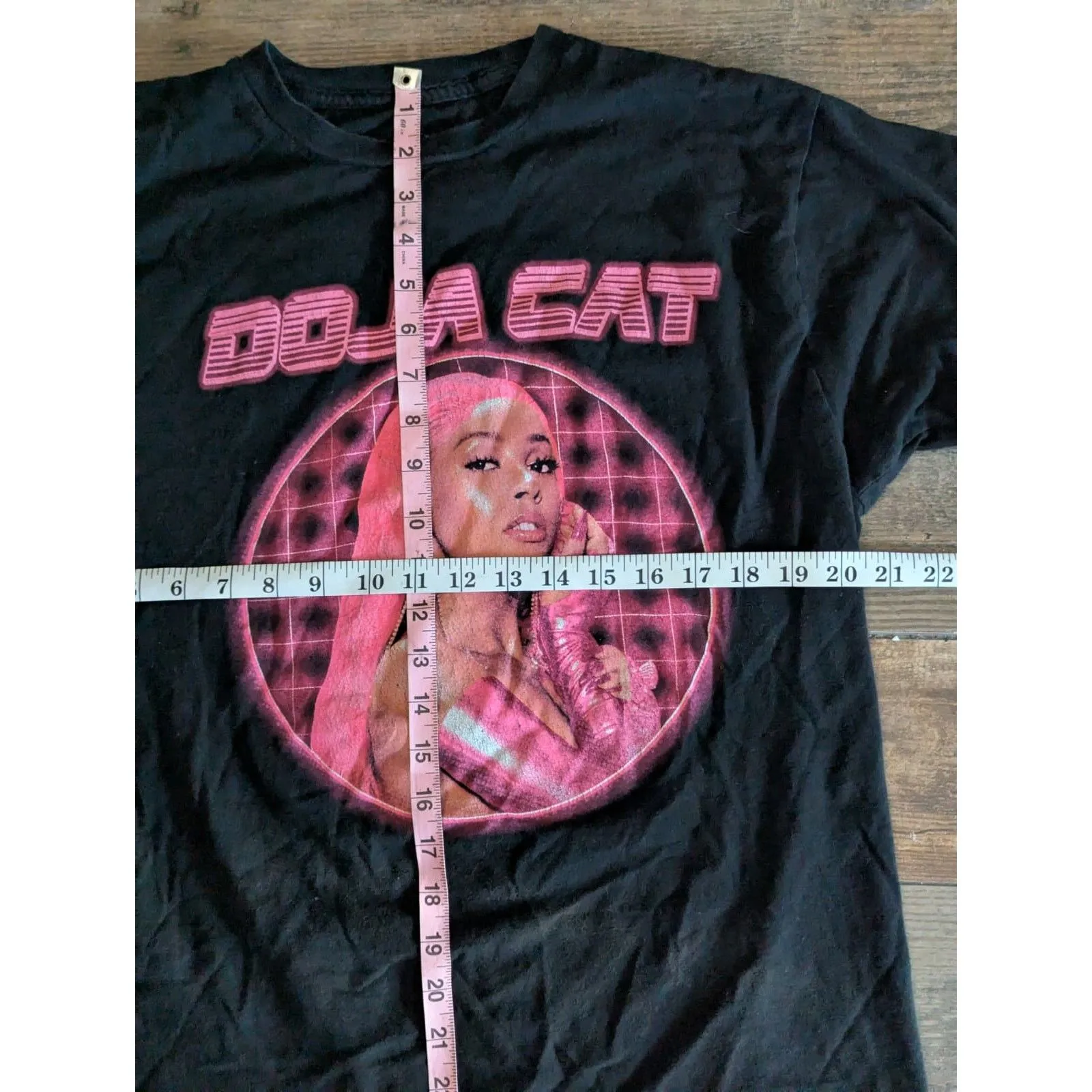 DOJA CAT Neon Pink Laser Grid T - Image 4