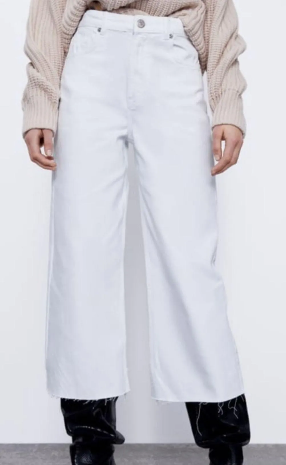 Wide Leg Jeans - Image 5