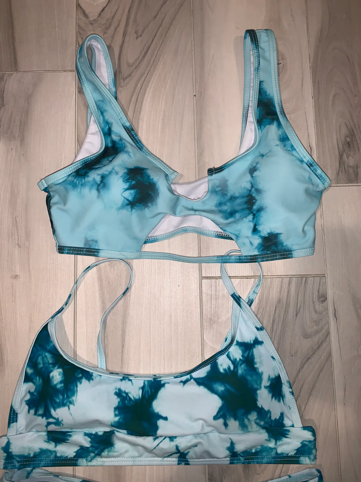 SheIn Blue Tie Dye Bikini Set - Image 4