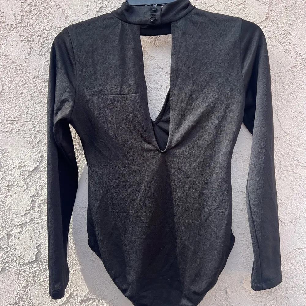 SM Haute Monde window long sleeve black bodysuit - Image 4