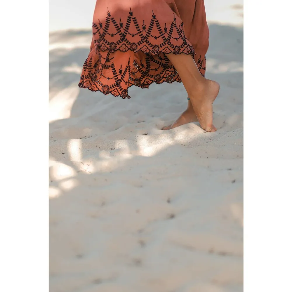 Maxi Dress by T. ZOVICH Mixed Media Floral Pink Salmon Sleeveless Ecofriendly M - Image 11