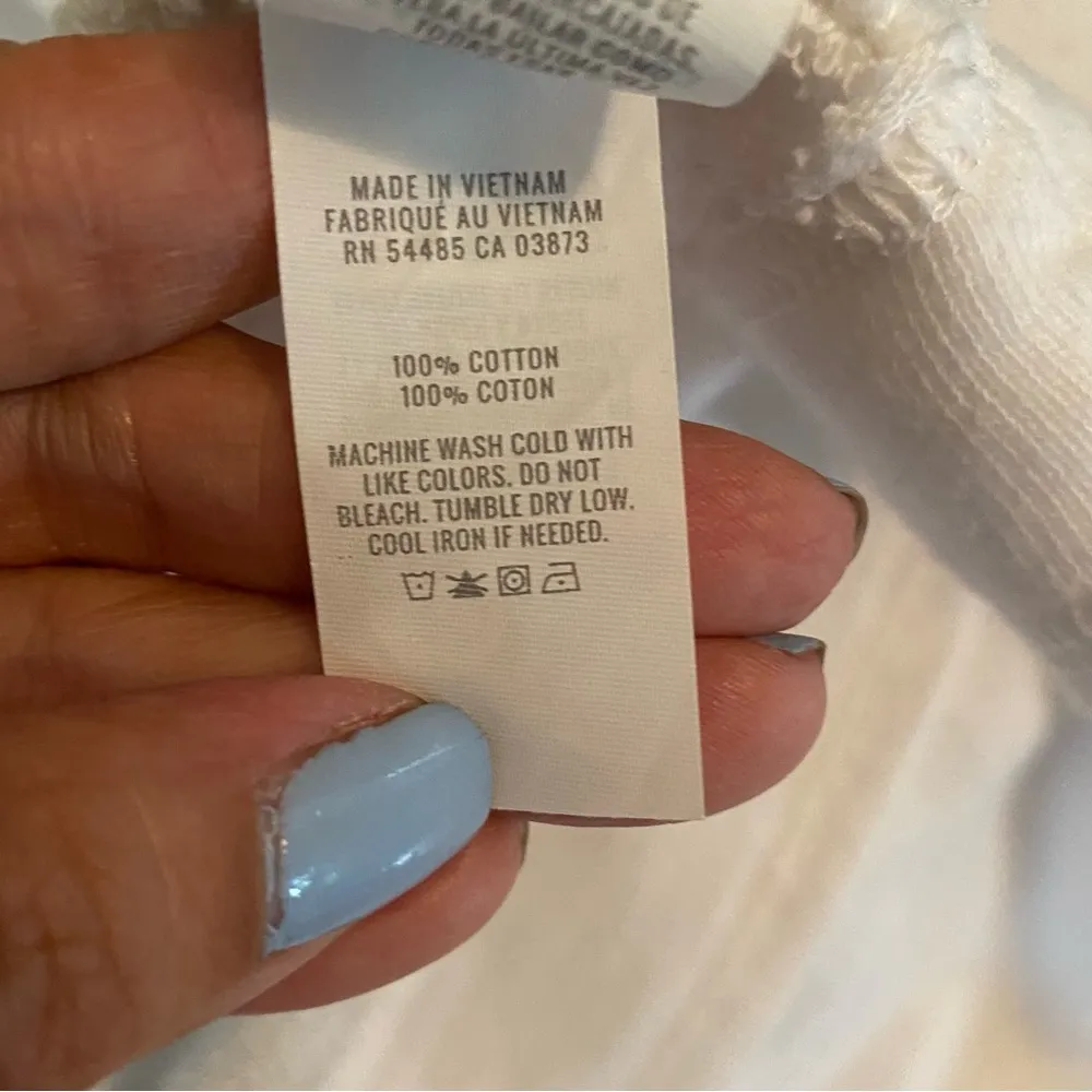 White Long Sleeve Oversize Hoodie Size Medium - Image 2