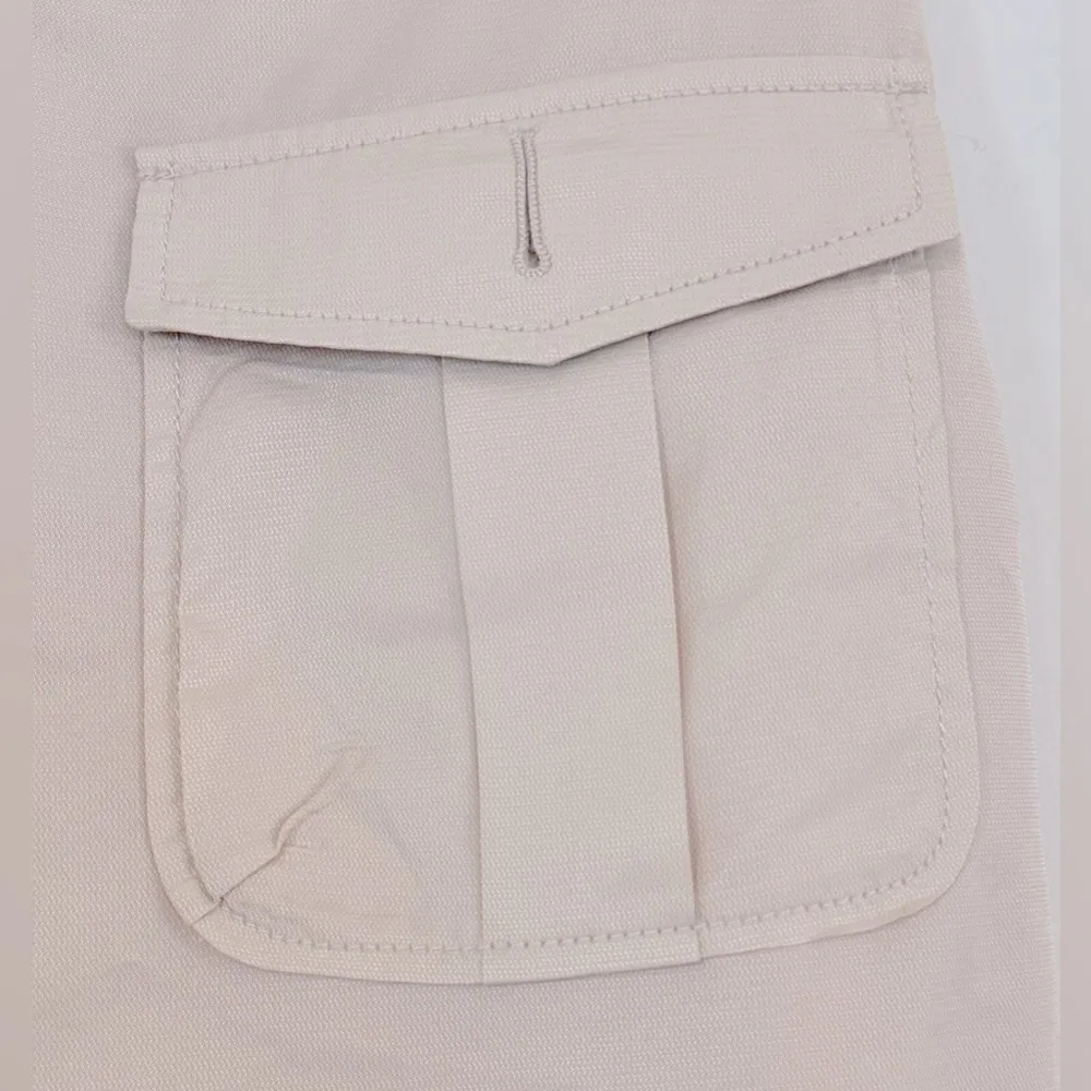 ST. JOHN Light Tan Cargo Skirt Double Pocket Silver Button Size 8 - Image 8
