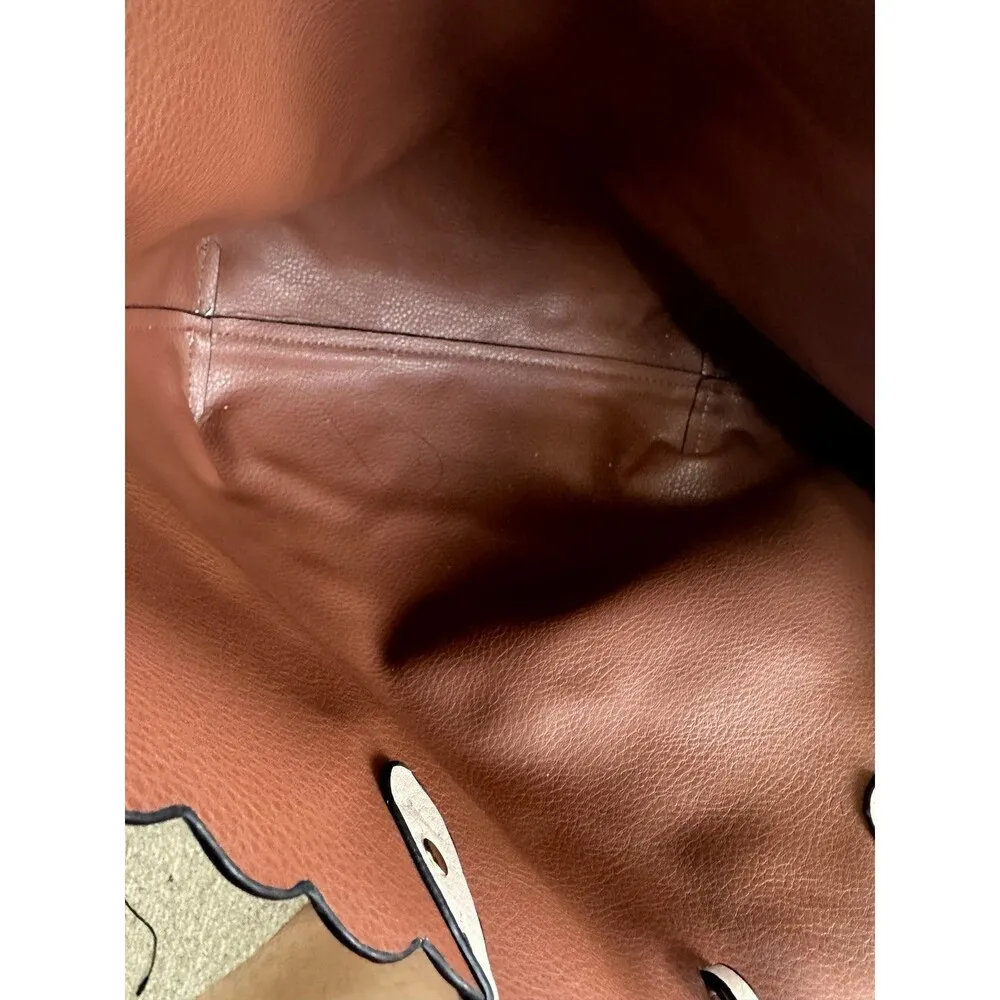 MKF Collection by Mia K. Farrow Amahia Leather Reversible Scallop Open Tote Bag - Image 7