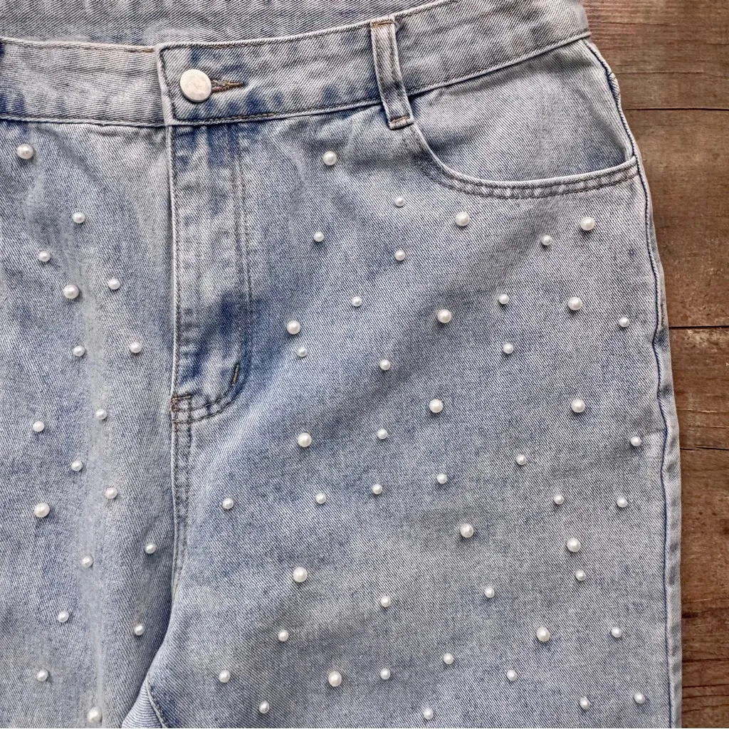 Amazon Women's Blue Pearl Embellished High Rise Straight Leg Jeans Size XXL - Image 5