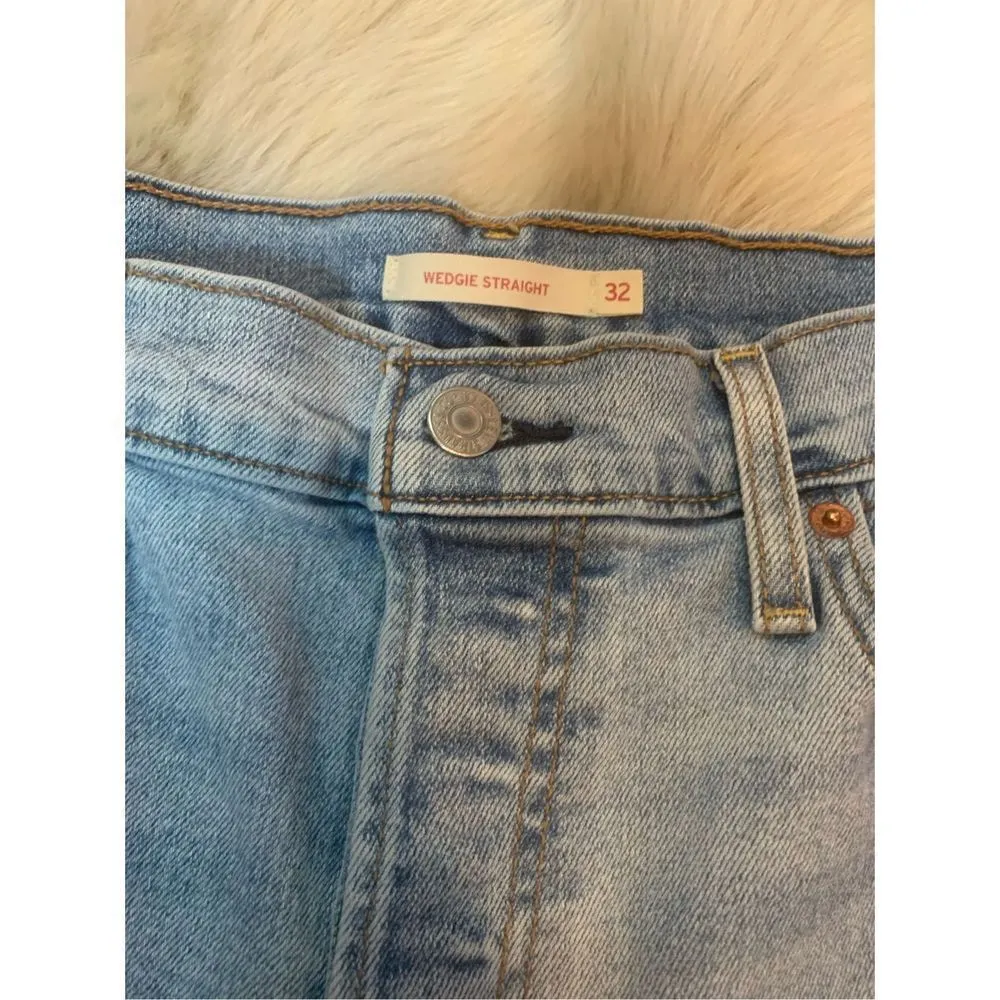 Levi's Wedgie Destructed Straight Jeans Size 32 - Image 6