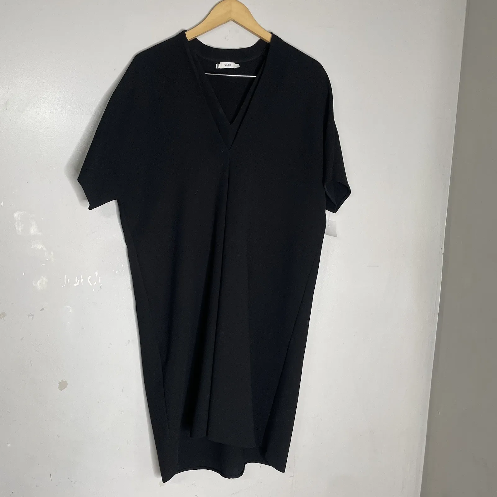 Vince Women's Crepe Elbow Sleeve Double V-Neck Dress in Navy Size Medium - Image 3