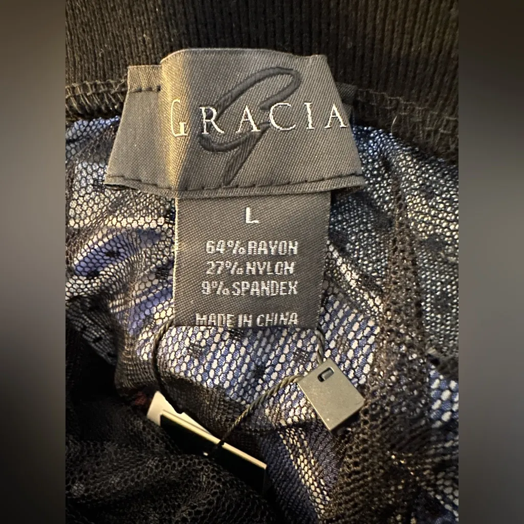 Gracia Black Sheer Ruffle Sleeve Blouse NWT - Image 4