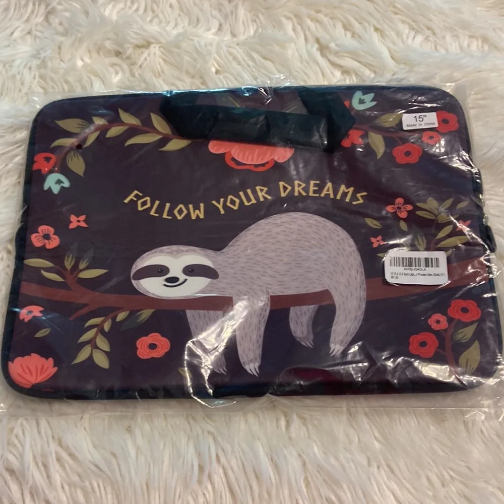 15” Laptop cover / bag Sloth Fallow your dreams so cute brand new - Image 8