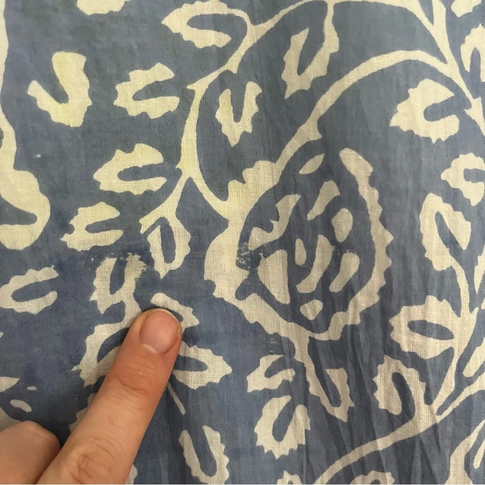 Gretchen Scott Designs Blue Floral V Neck Tunic Top Coverup - Image 8