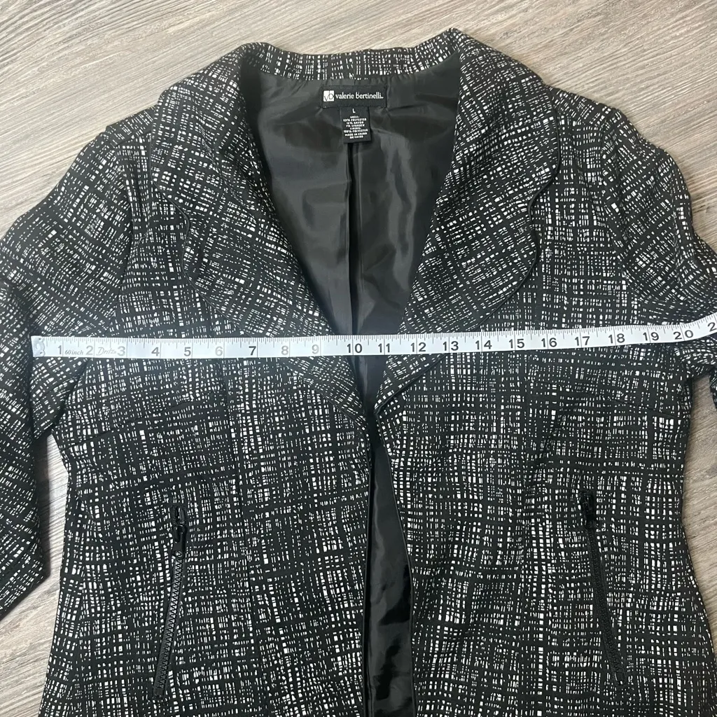 Valerie Bertinelli Black and White Patterned Blazer Size L - Image 6