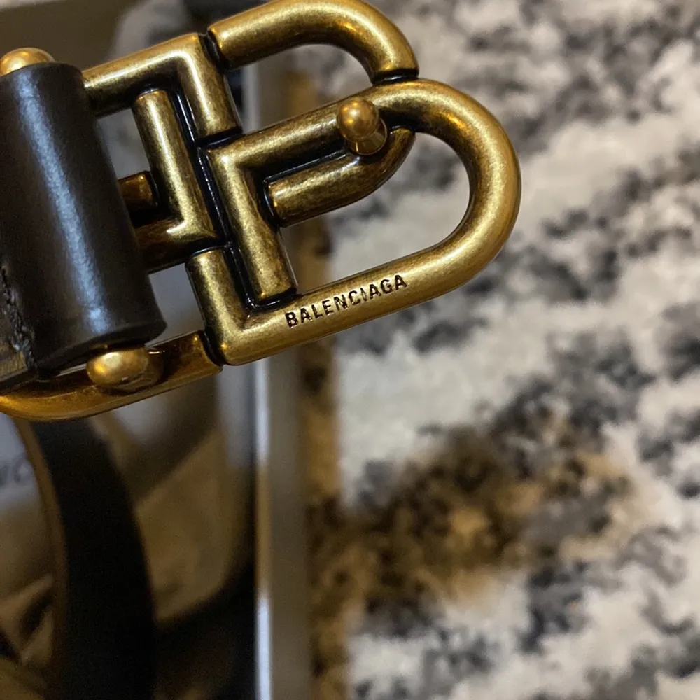 BALENCIAGA BB Thin Belt size 80 - Image 5