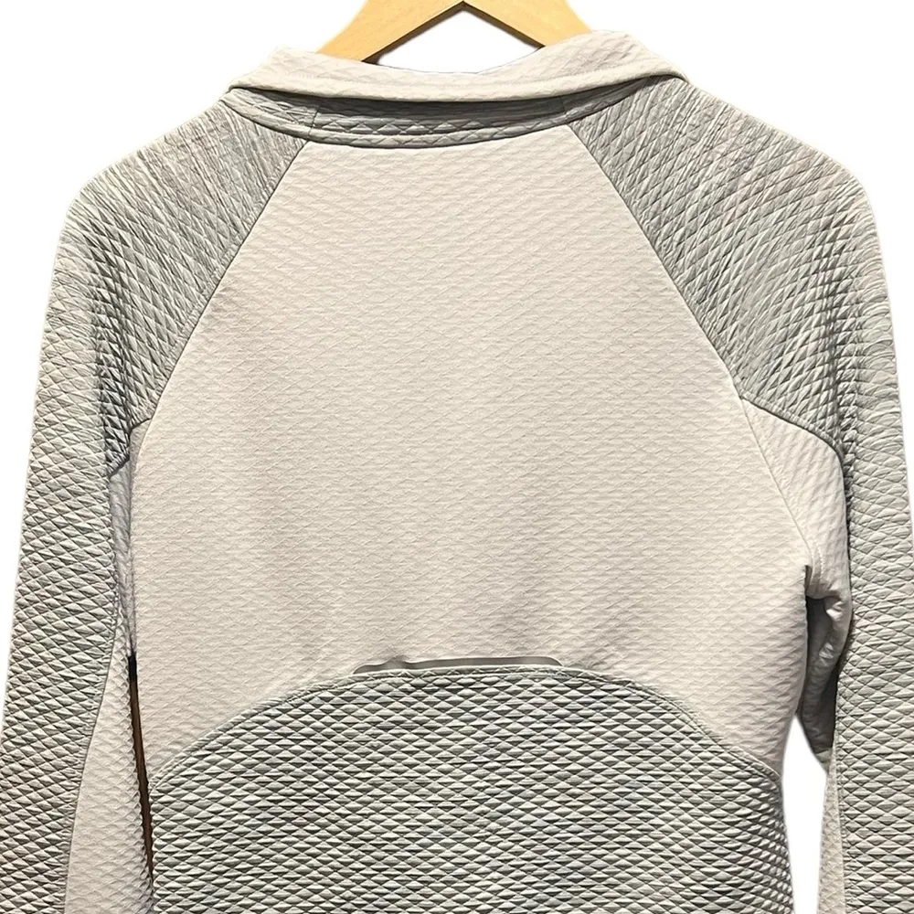 Athleta Snowscape Half Zip Sweatshirt Gray White Size Large - Image 10