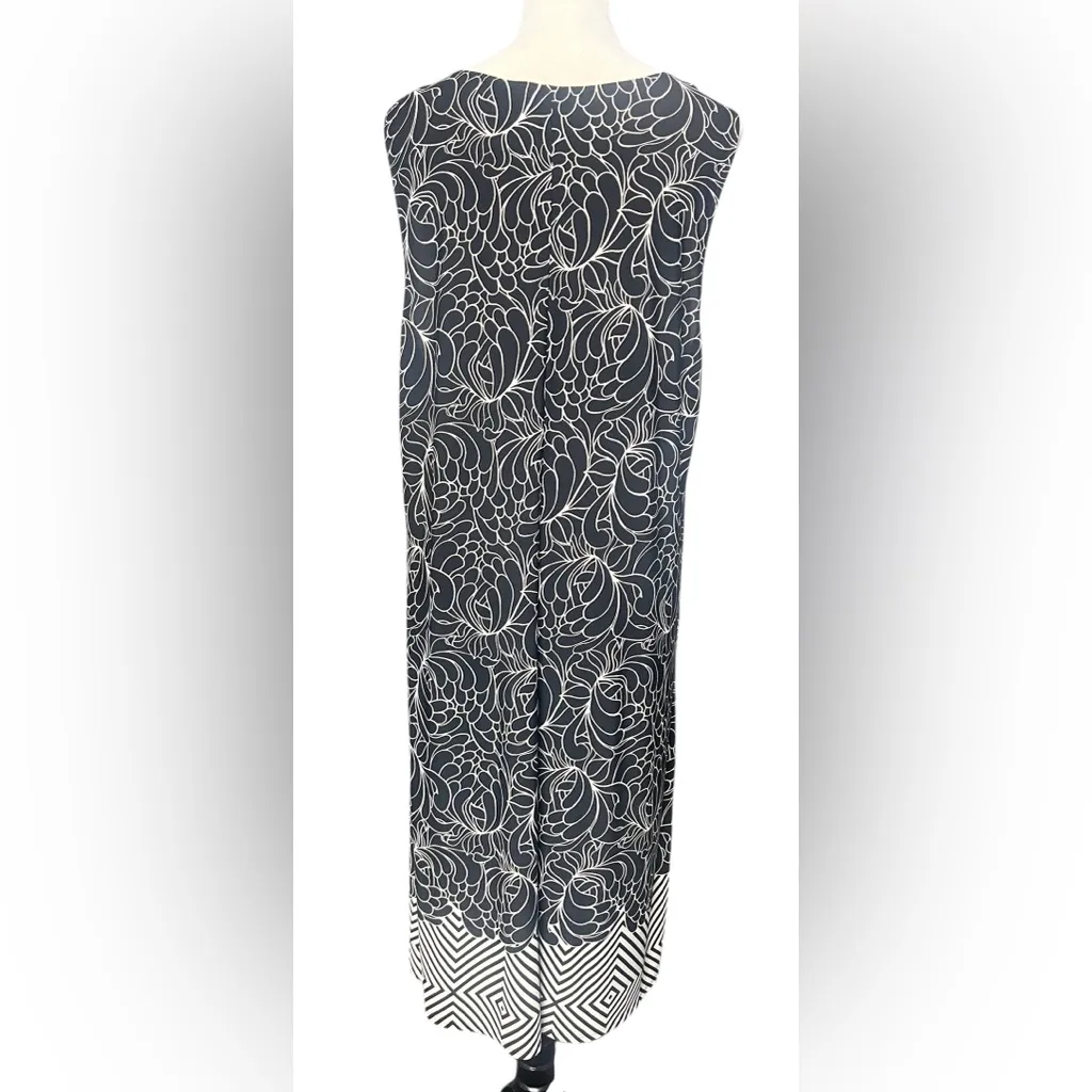 Lane Bryant Sleeveless black & Beige Floral Dress, Size: 22/24 - Image 2