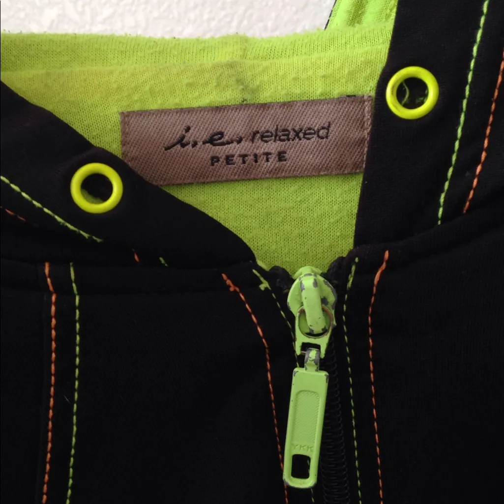 FINAL MARKDOWN SEND OFFERS Ladies' i.e. relaxed Hooded Zip Front Jacket xlp Black Size undefined - Image 3