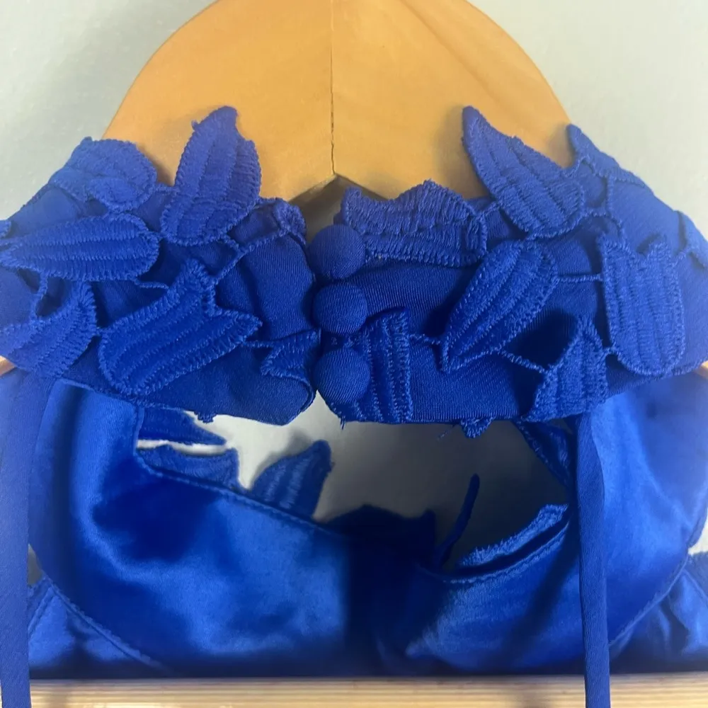 Bardot Gemma Halter Lace Sheath Dress in Cobalt size 8 lace midi - Image 7