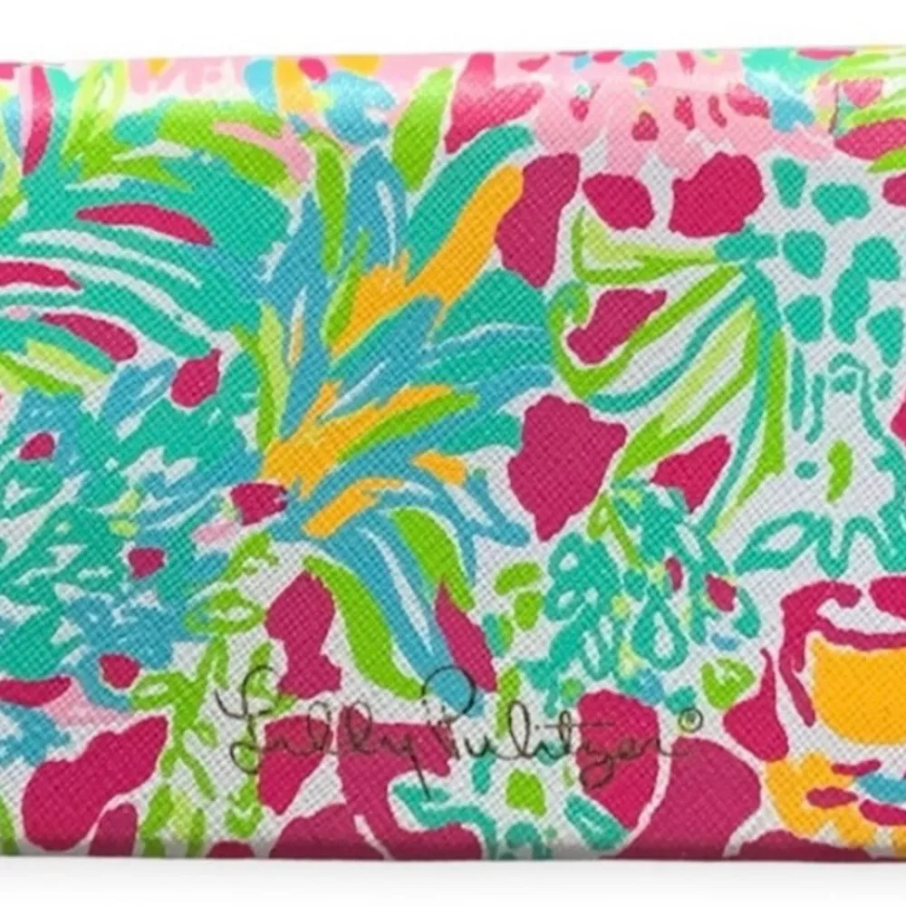 Lilly Pulitzer Spot Ya Collapsible Sunglass Case - Image 6