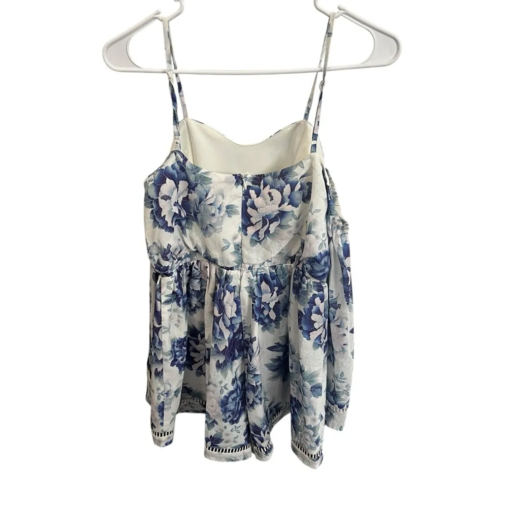 Elliatt Flourish Floral Off Shoulder Long Bell Sleeve Romper Playsuit XS - Image 6