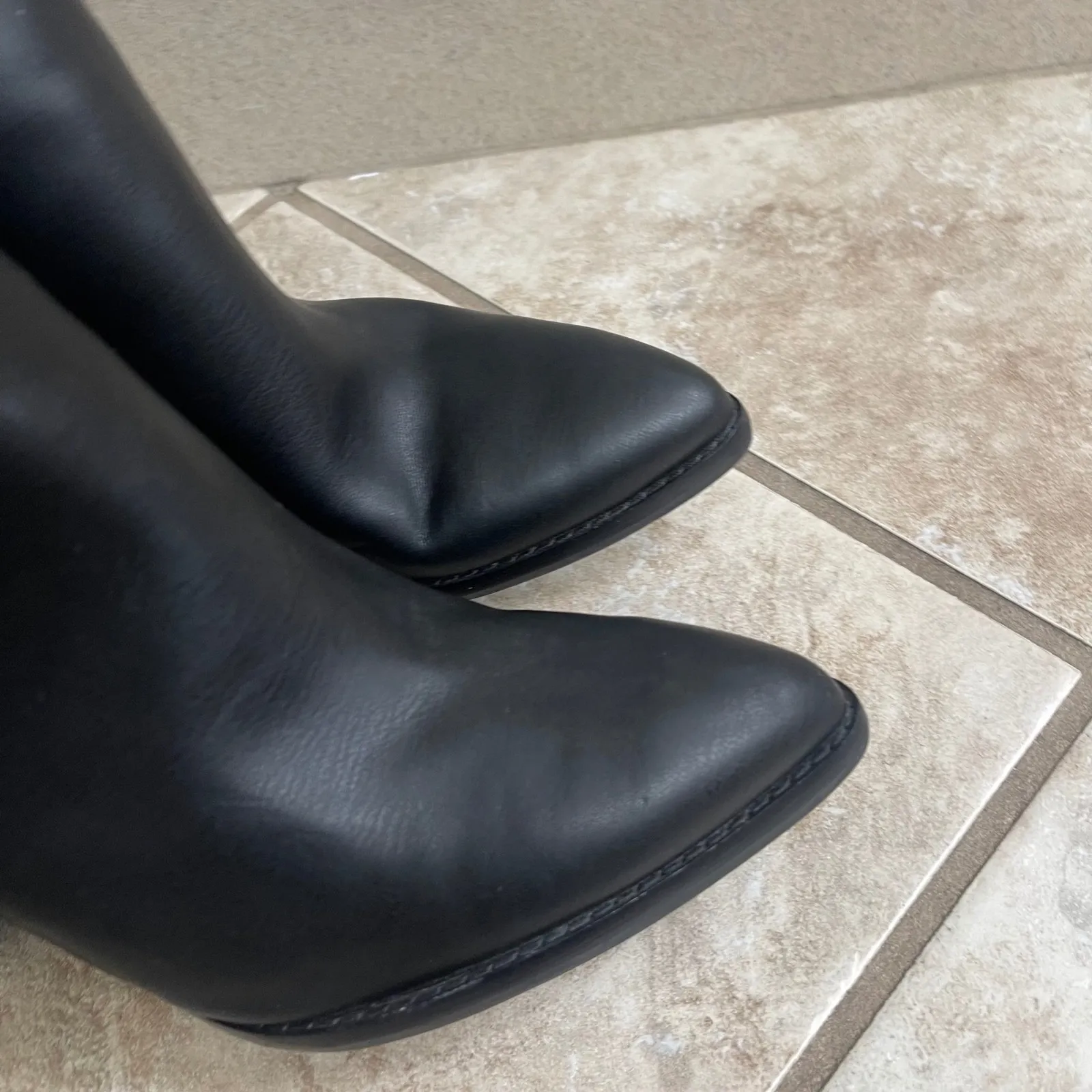 Marc Fisher mlanata LTD Black FAUX Leather Pointed Toe Block Heel Knee Boots 9M Size 9 - Image 5