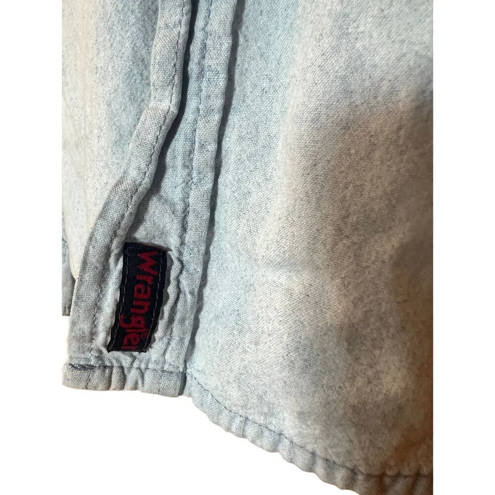 WRANGLER button up denim shirt with star pattern on back womens size small - Image 6