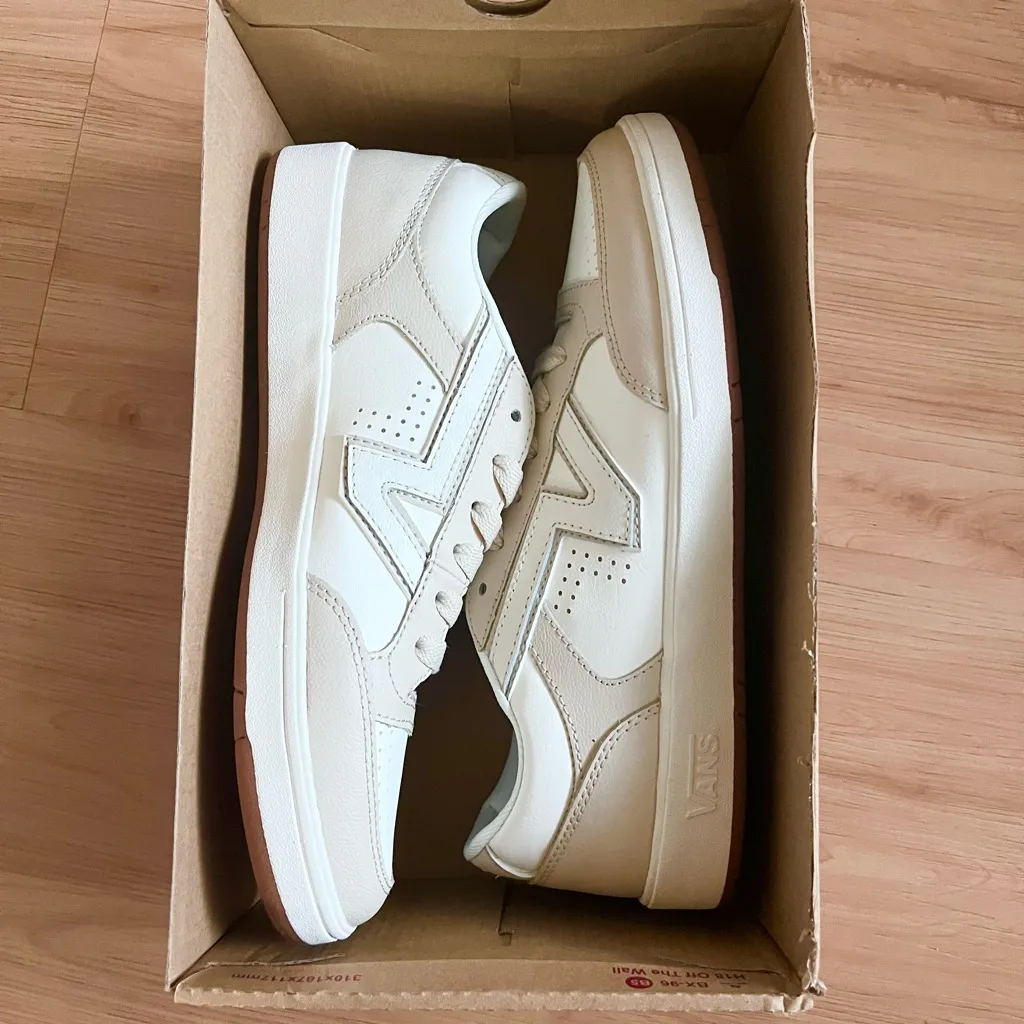 Vans Lowland ComfyCush Shoe Leather Marshmallow Women 9.5 US Mens 8.0 US - Image 12