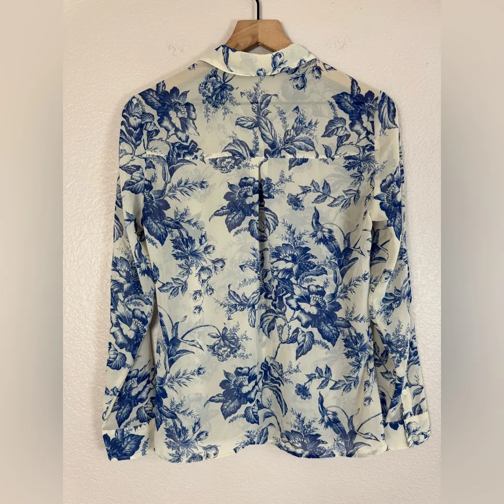 Express Portofino Shirt Button Up Blouse Blue Cream Floral size Small $59 - Image 4