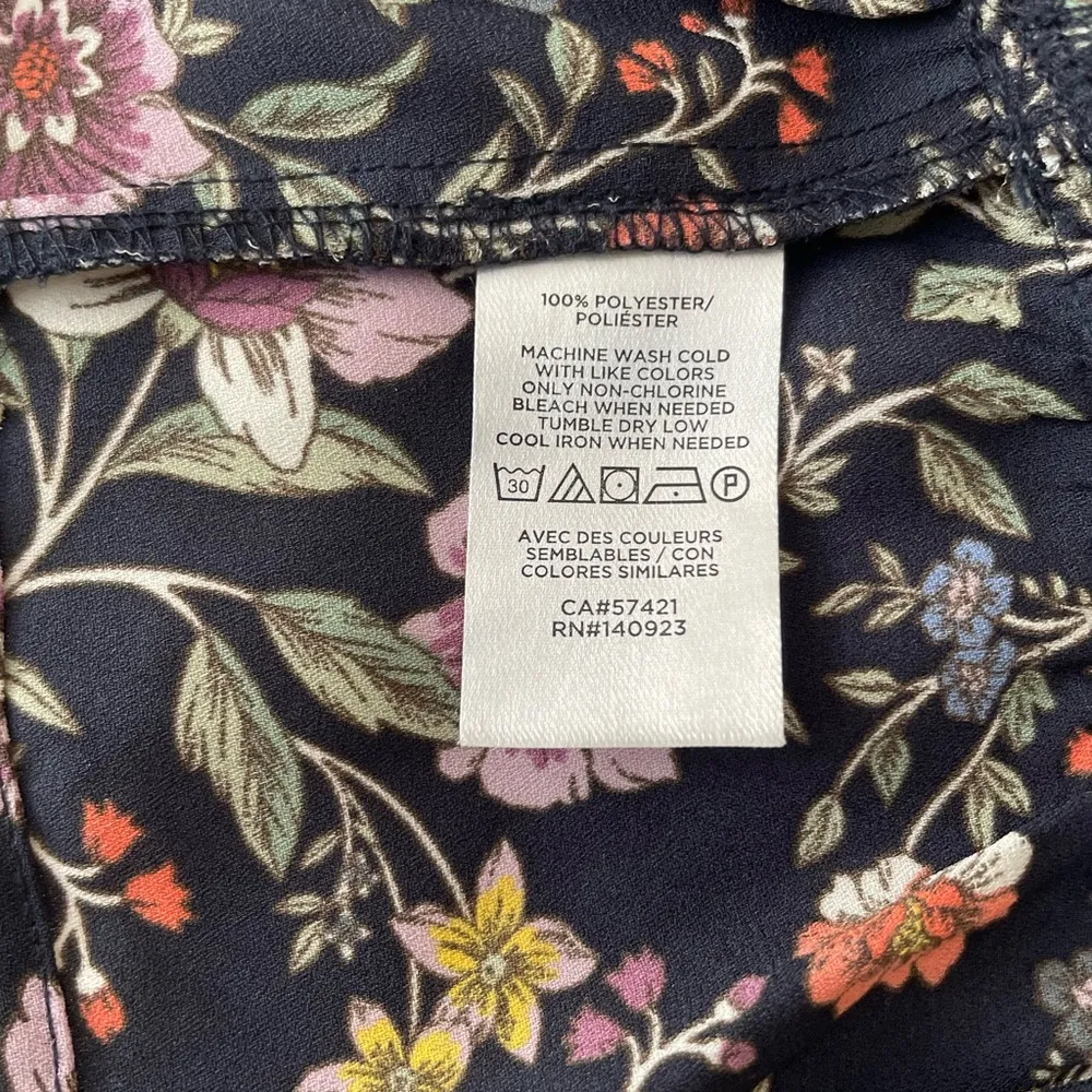 LOFT Wildflower Floral Ruffle Tie Neck Peplum Hem Boho Cottagecore Blouse Size M - Image 8