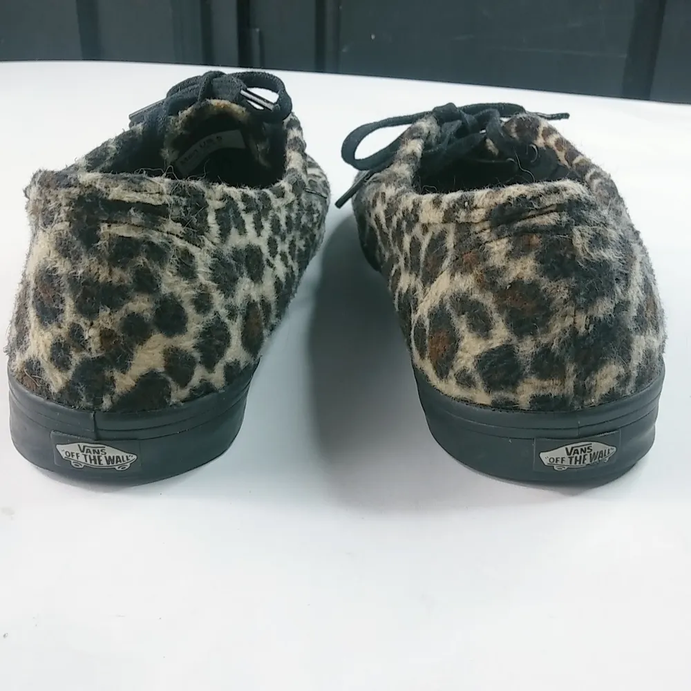 Vans 6.5 Furry Leopard Sneakers Shoes - Image 4