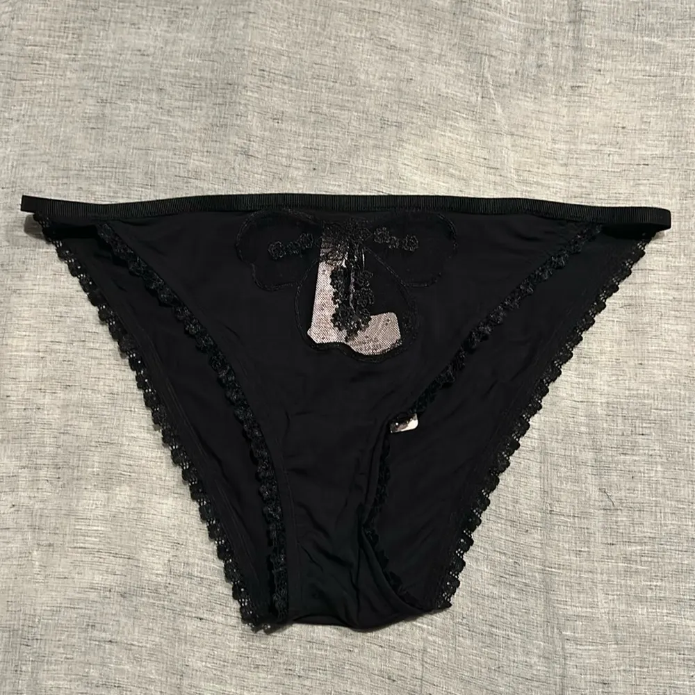 Savage x Fenty A Peek Behind The Lace String Bikini - Image 3