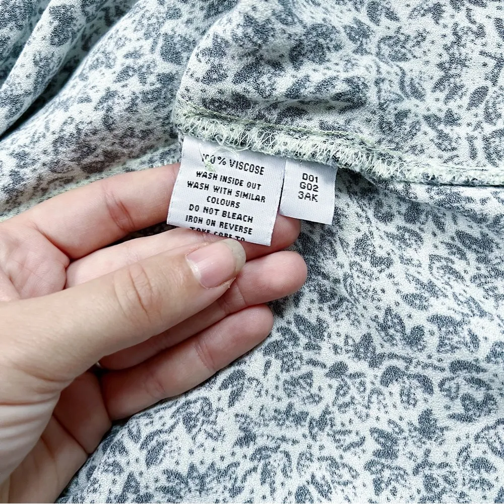 Ghost London • Luella Dress midi puff sleeve Sophie leaf print rayon Size XS - Image 11