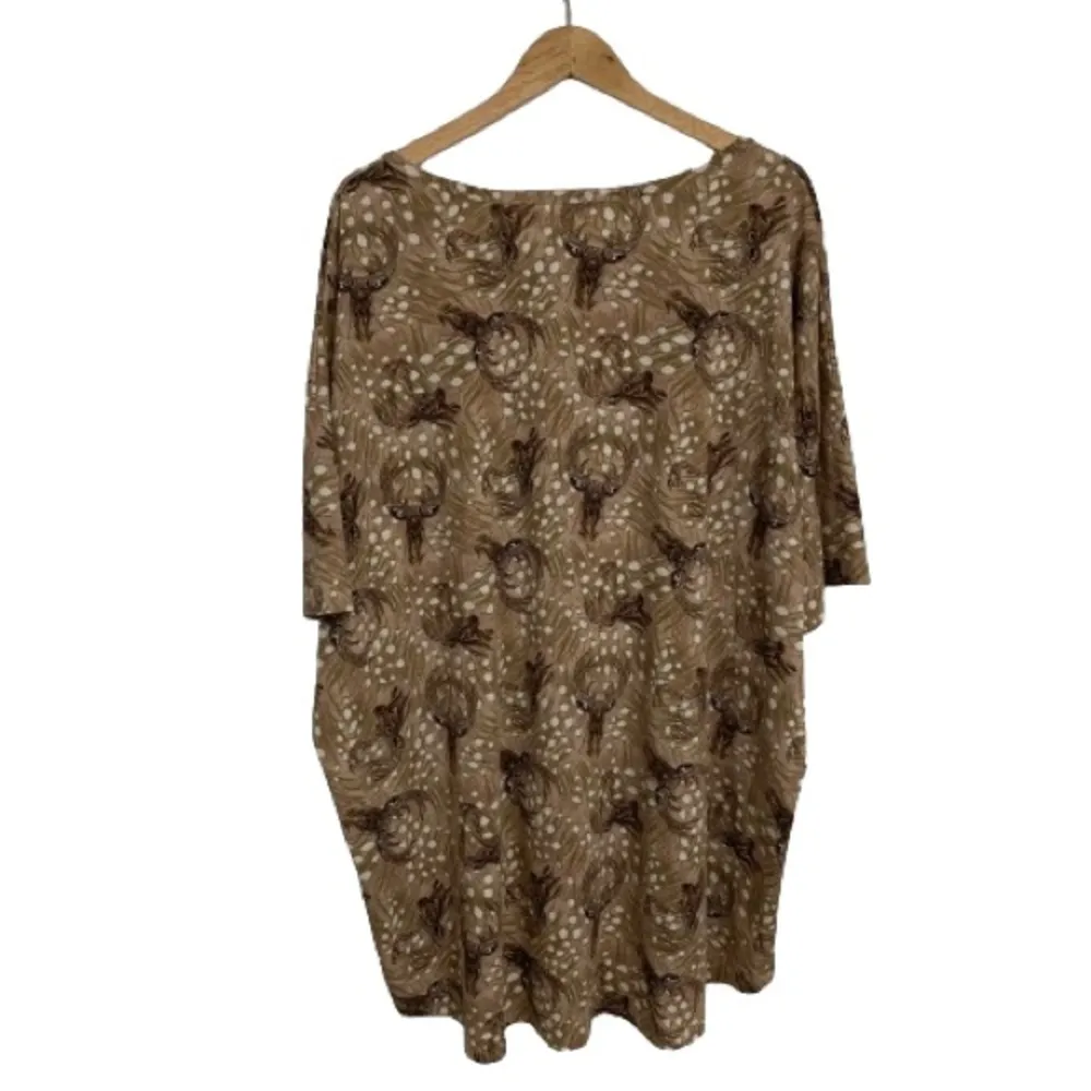LuLaRoe  Plus Size Deer/Elk Print Irma Tunic Top Size 3X - Image 3