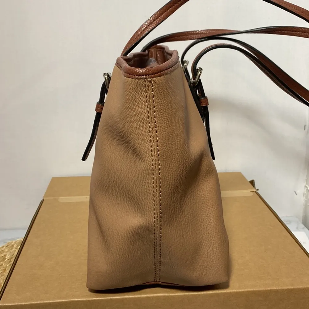 Dana Buchman white and brown shoulder bag - Image 4