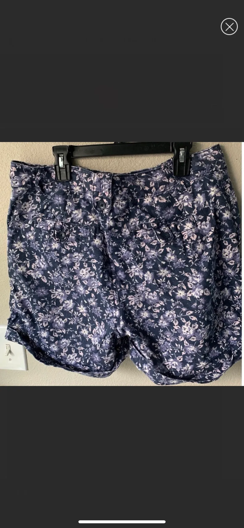 Blu Navy Floral Shorts - Image 3