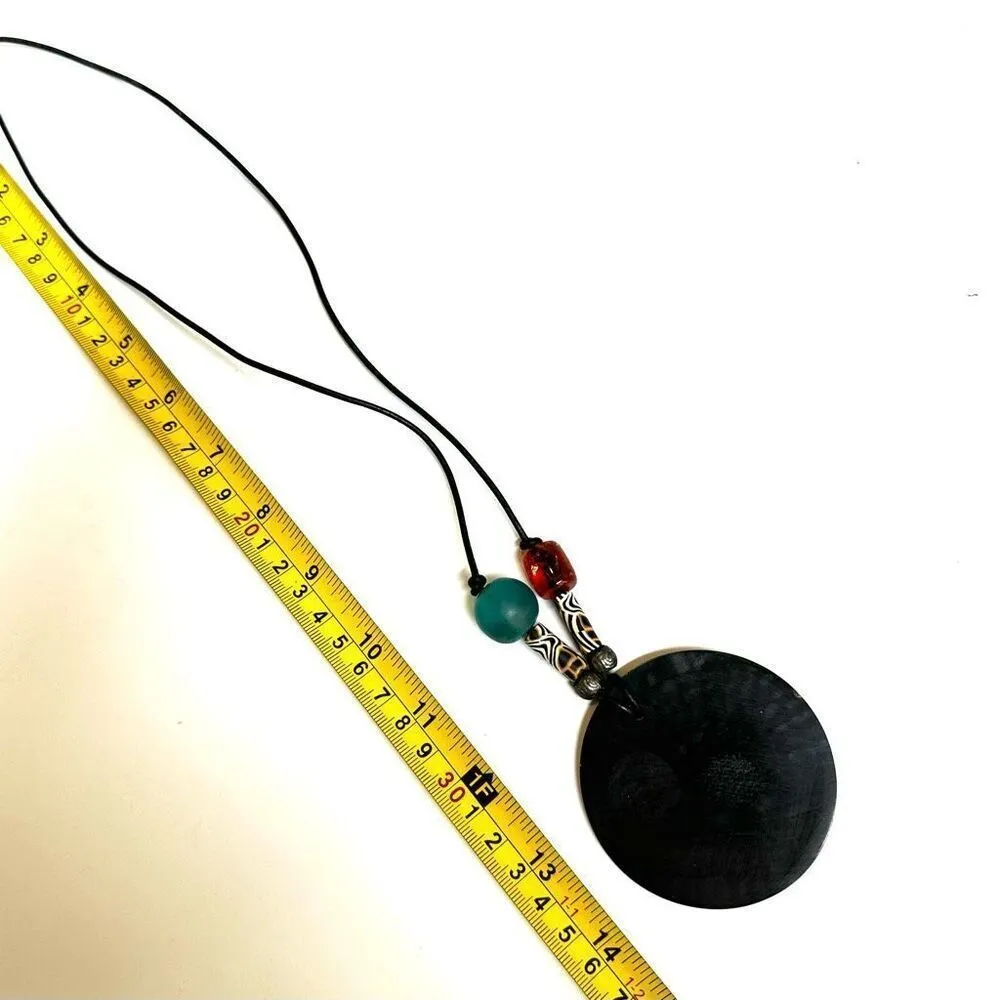 Vintage Boho Kilimanjaro wood pendant Necklace with beads - Image 7