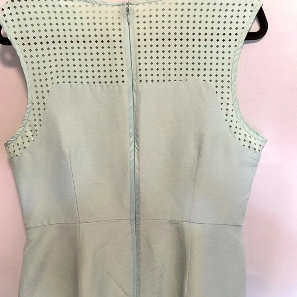 J. Crew A-line laser cut perforated sleeveless dress with pockets in mint - Image 5
