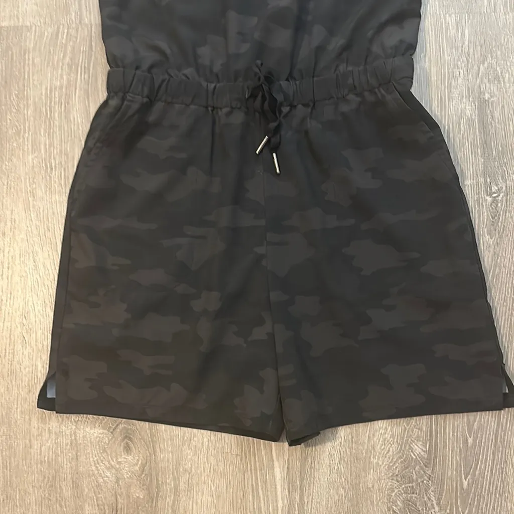 Kyodan Outdoor Women’s‎ XS Black Camo  Sleeveless Zip Back Elastic Waist Romper - Image 3