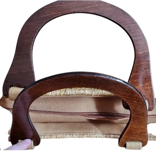 Vintage 2004 Cappelli Straworld basket weave Safari animal Purse Wood Handles Tan - Image 6